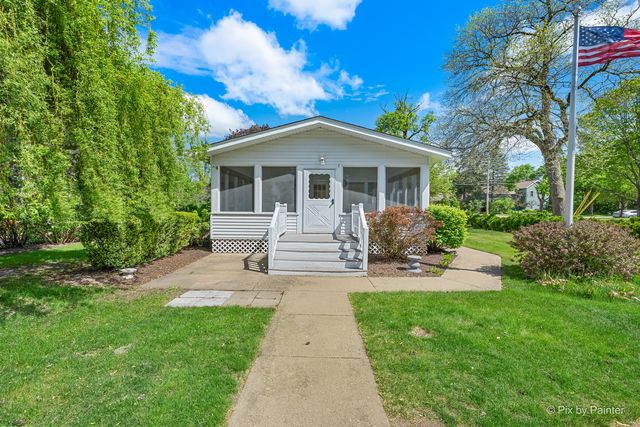 55 W Paddock Street, Crystal Lake, IL 60014