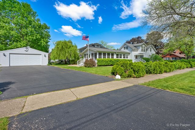 55 W Paddock Street, Crystal Lake, IL 60014