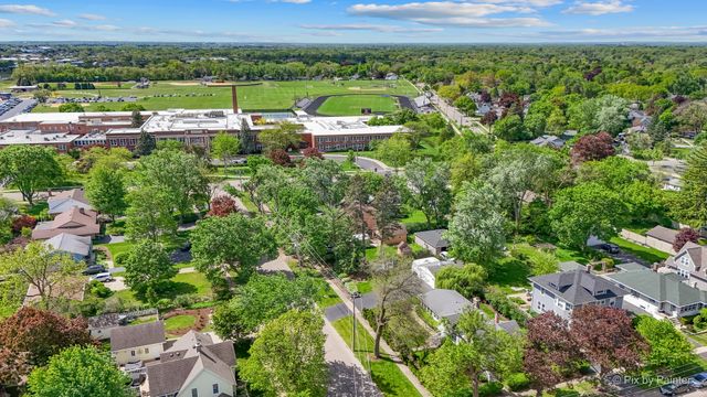 55 W Paddock Street, Crystal Lake, IL 60014