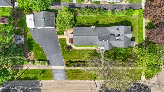 55 W Paddock Street, Crystal Lake, IL 60014