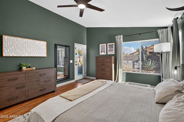 913 N JOHN Way, Chandler, AZ 85225
