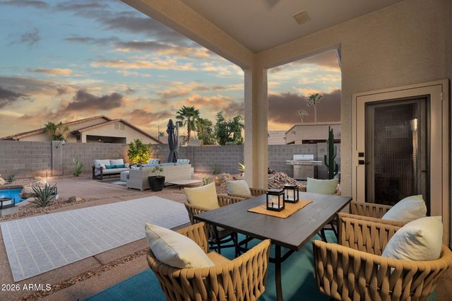 913 N JOHN Way, Chandler, AZ 85225