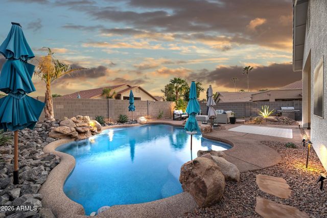 913 N JOHN Way, Chandler, AZ 85225