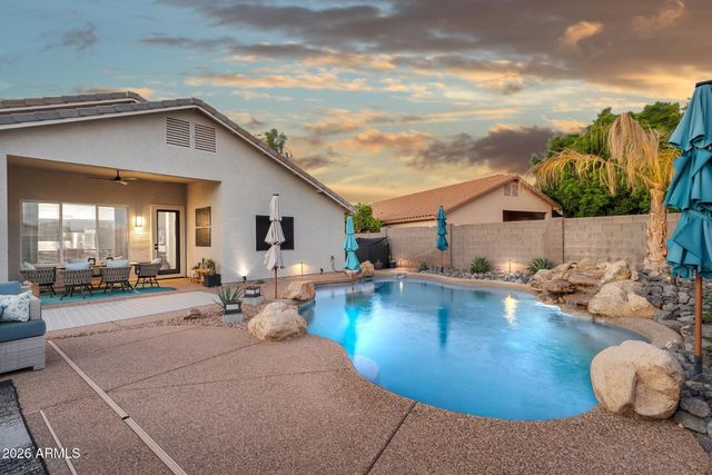 913 N JOHN Way, Chandler, AZ 85225