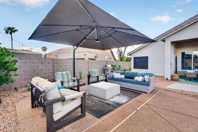 913 N JOHN Way, Chandler, AZ 85225