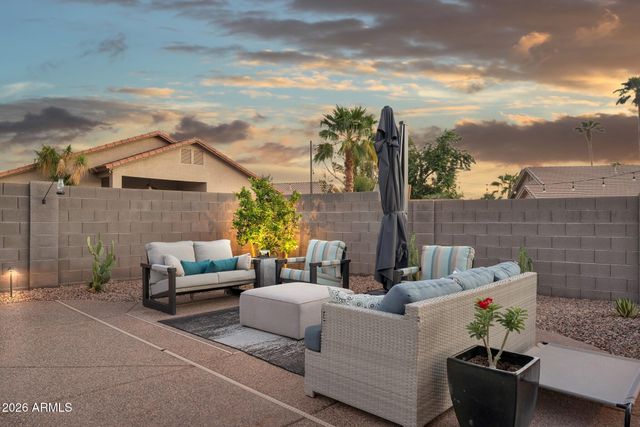 913 N JOHN Way, Chandler, AZ 85225