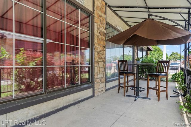 3337 Greenfield, Dearborn, MI 48120