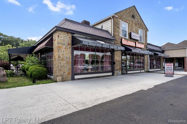 3337 Greenfield, Dearborn, MI 48120