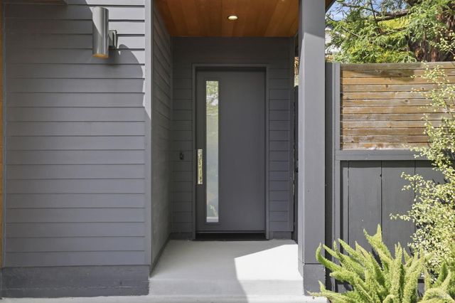 82 S Knoll Rd, Mill Valley, CA 94941