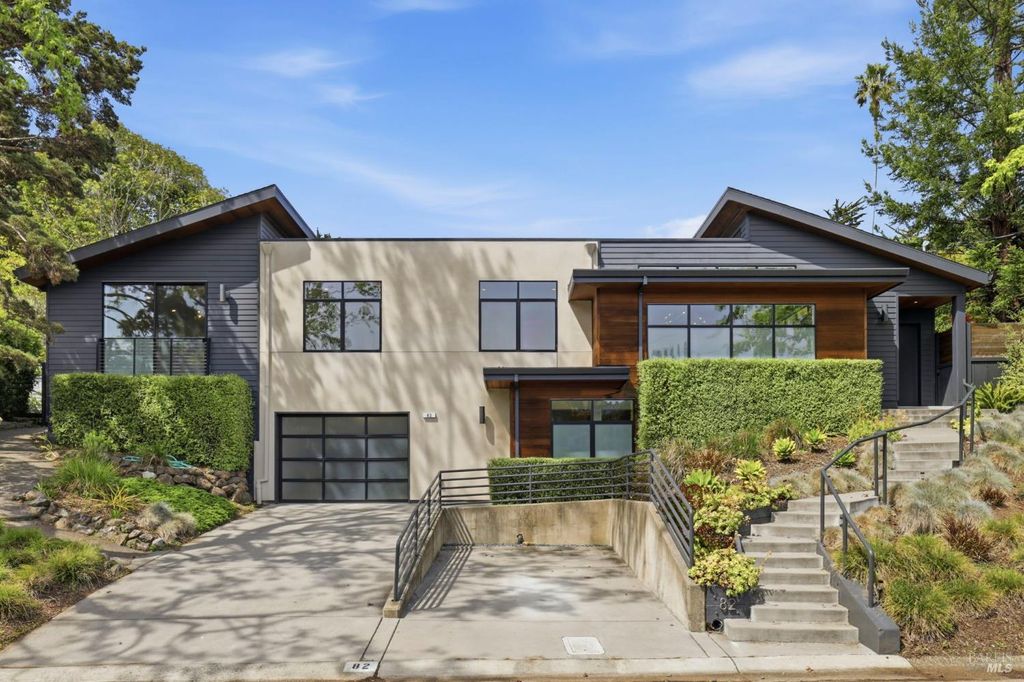 82 S Knoll Rd, Mill Valley, CA 94941
