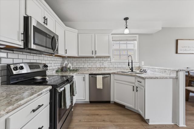 1000 Dwight Eisenhower Way, Clarksville, TN 37042