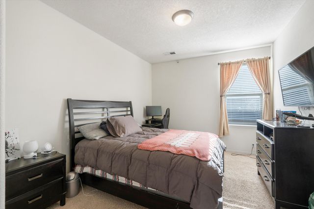 4957 Night Hawk Drive NE, Rio Rancho, NM 87144