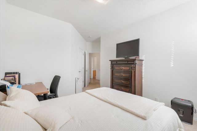 4957 Night Hawk Drive NE, Rio Rancho, NM 87144