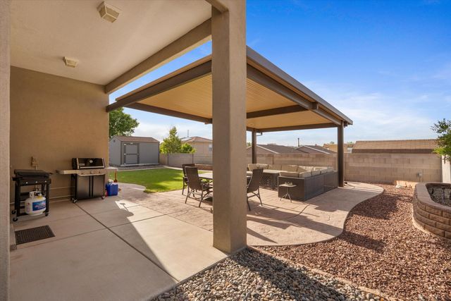 4957 Night Hawk Drive NE, Rio Rancho, NM 87144