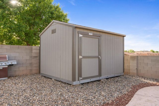 4957 Night Hawk Drive NE, Rio Rancho, NM 87144