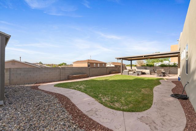 4957 Night Hawk Drive NE, Rio Rancho, NM 87144
