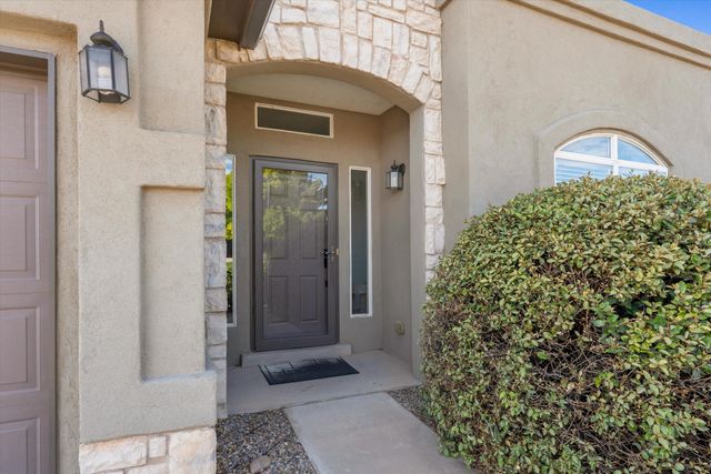 4957 Night Hawk Drive NE, Rio Rancho, NM 87144