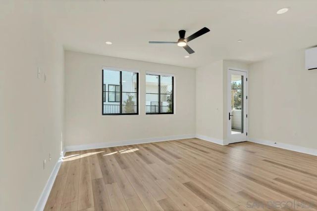 1103 Catania Dr 104, Encinitas, CA 92024