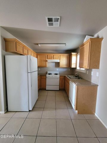 10051 RAILROAD Drive 704, El Paso, TX 79924