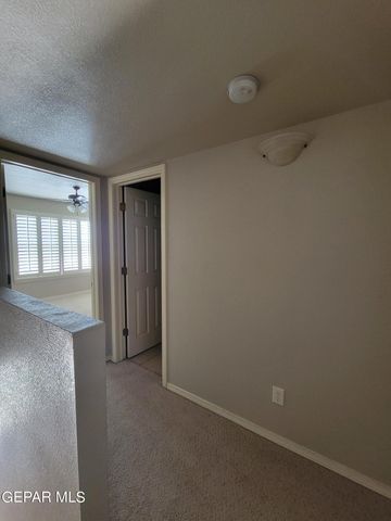 10051 RAILROAD Drive 704, El Paso, TX 79924