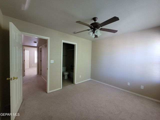 10051 RAILROAD Drive 704, El Paso, TX 79924