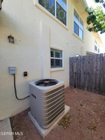 10051 RAILROAD Drive 704, El Paso, TX 79924