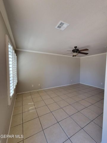 10051 RAILROAD Drive 704, El Paso, TX 79924