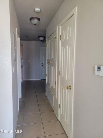 10051 RAILROAD Drive 704, El Paso, TX 79924