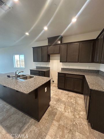 176 Squaw Valley Drive, Merced, CA 95341