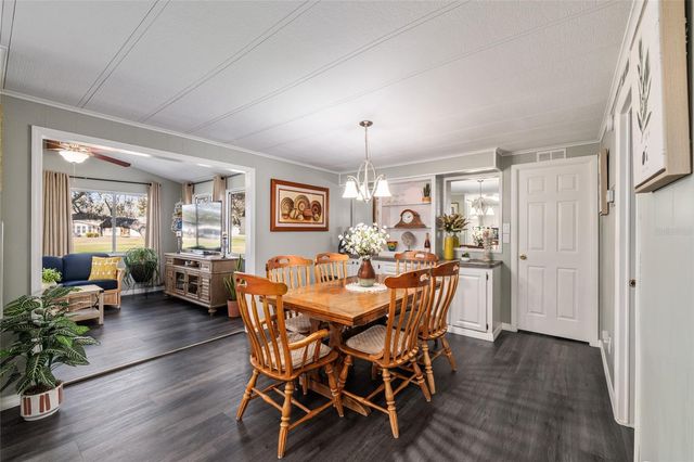 1805 KAUFMAN CIRCLE, The Villages, FL 32159