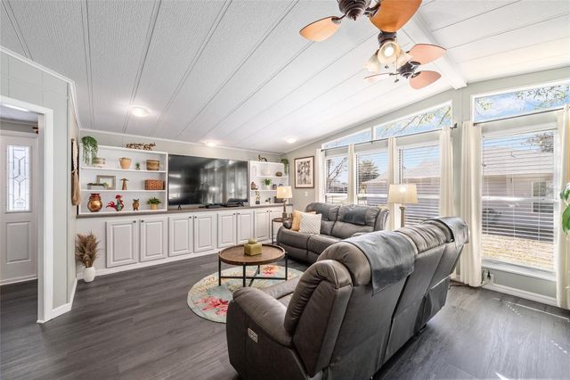 1805 KAUFMAN CIRCLE, The Villages, FL 32159