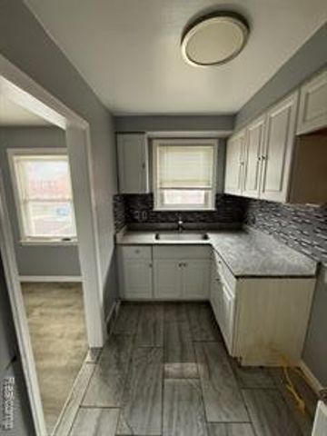 20258 Schaefer Highway 23, Detroit, MI 48235