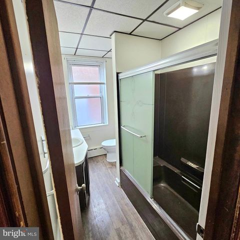 115 W 4TH ST, Bridgeport, PA 19405