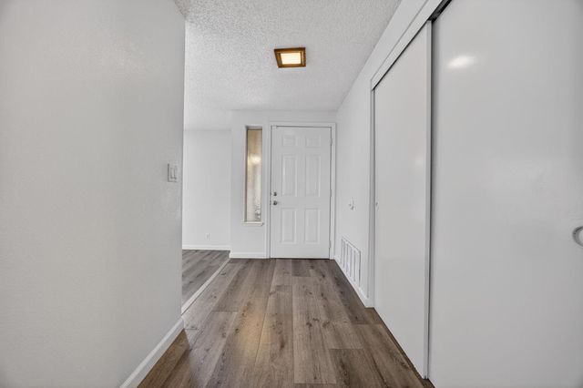 6975 Casa Del Este Way, Sacramento, CA 95828