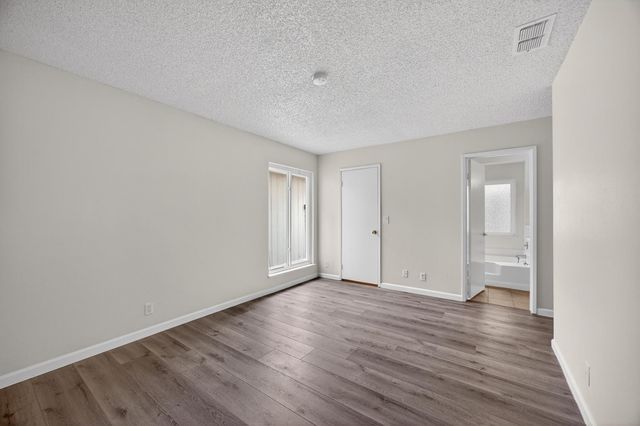 6975 Casa Del Este Way, Sacramento, CA 95828