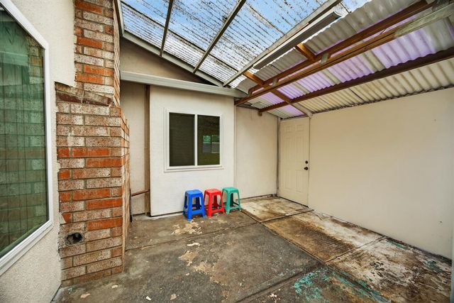 6975 Casa Del Este Way, Sacramento, CA 95828