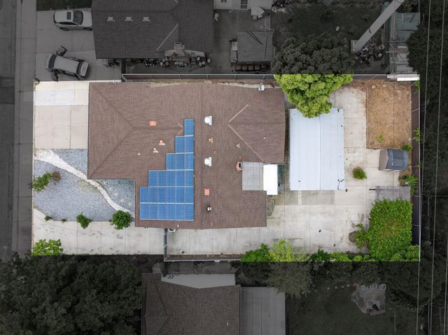 6975 Casa Del Este Way, Sacramento, CA 95828