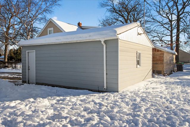 1203 N Williams Street, Bay City, MI 48706