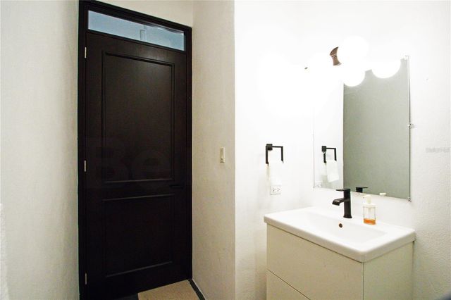 254-256 SAN FRANCISCO STREET 201, San Juan, PR 00901