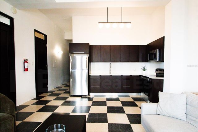 254-256 SAN FRANCISCO STREET 201, San Juan, PR 00901