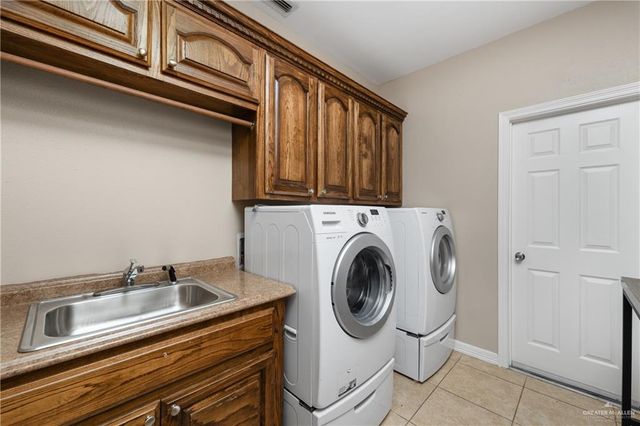 5302 Remington Drive, Harlingen, TX 78552