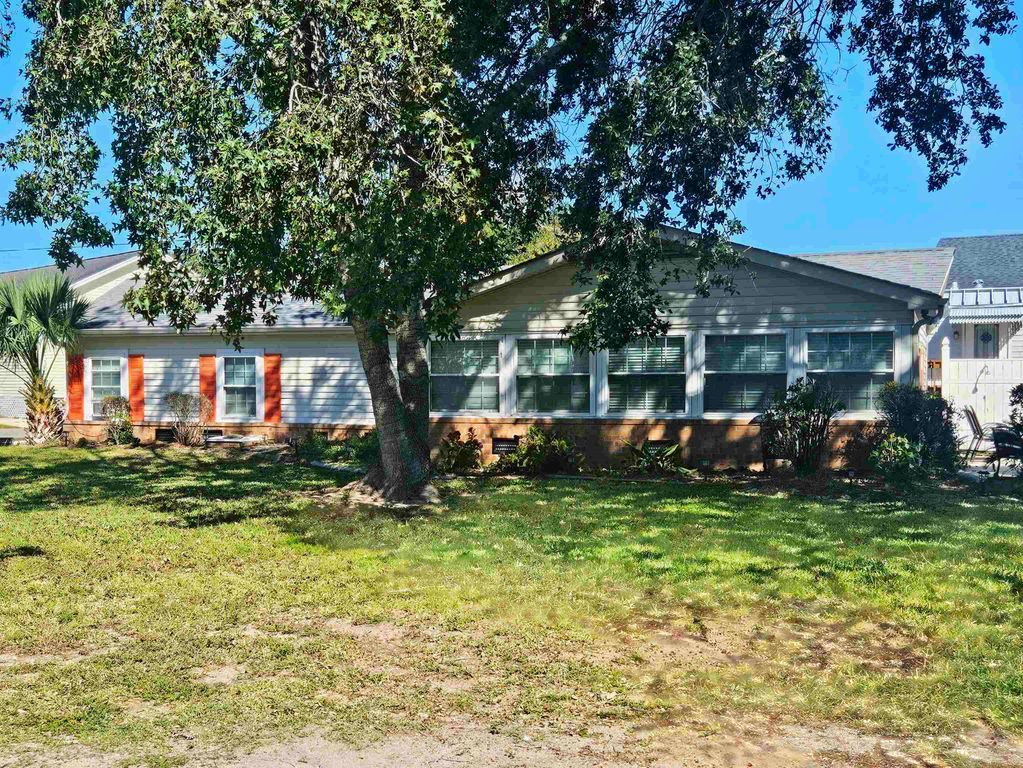 204 Flamingo Ct., Surfside Beach, SC 29575 — exterior