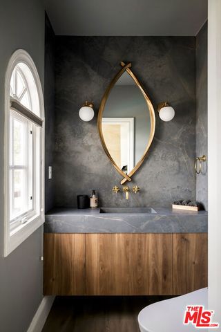 12917 Galewood Street, Studio City (los Angeles), CA 91604