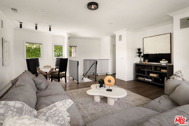 12917 Galewood Street, Studio City (los Angeles), CA 91604