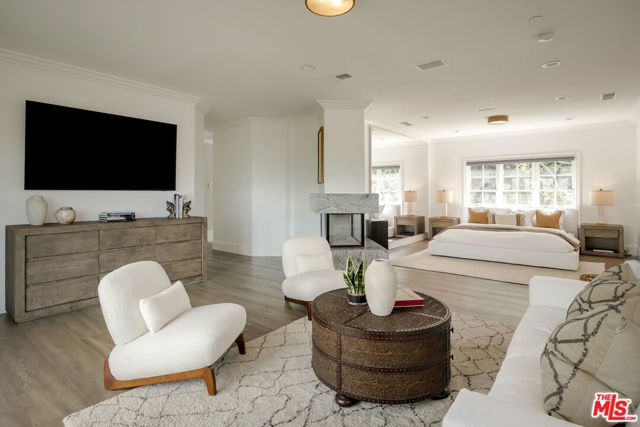 12917 Galewood Street, Studio City (los Angeles), CA 91604