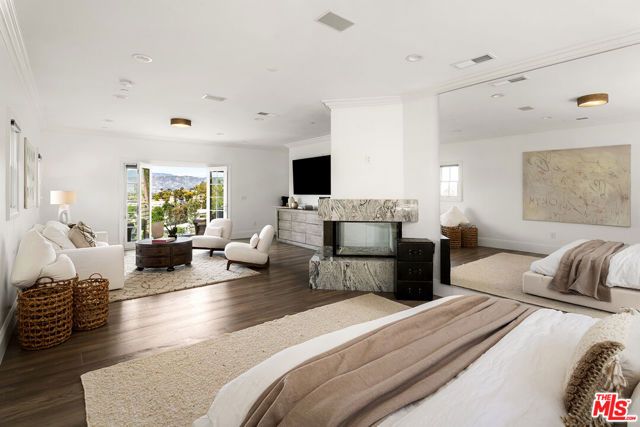 12917 Galewood Street, Studio City (los Angeles), CA 91604