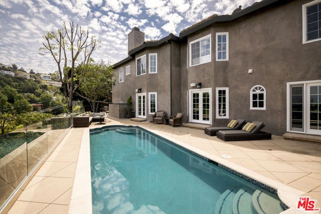 12917 Galewood Street, Studio City (los Angeles), CA 91604