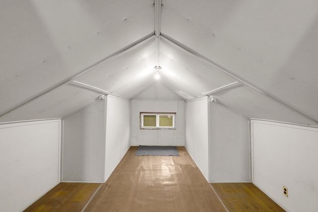 1078 Thomas Avenue, Saint Paul, MN 55104