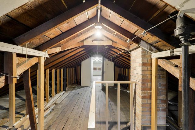 1078 Thomas Avenue, Saint Paul, MN 55104