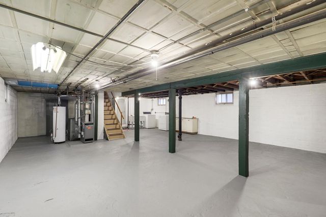 1078 Thomas Avenue, Saint Paul, MN 55104